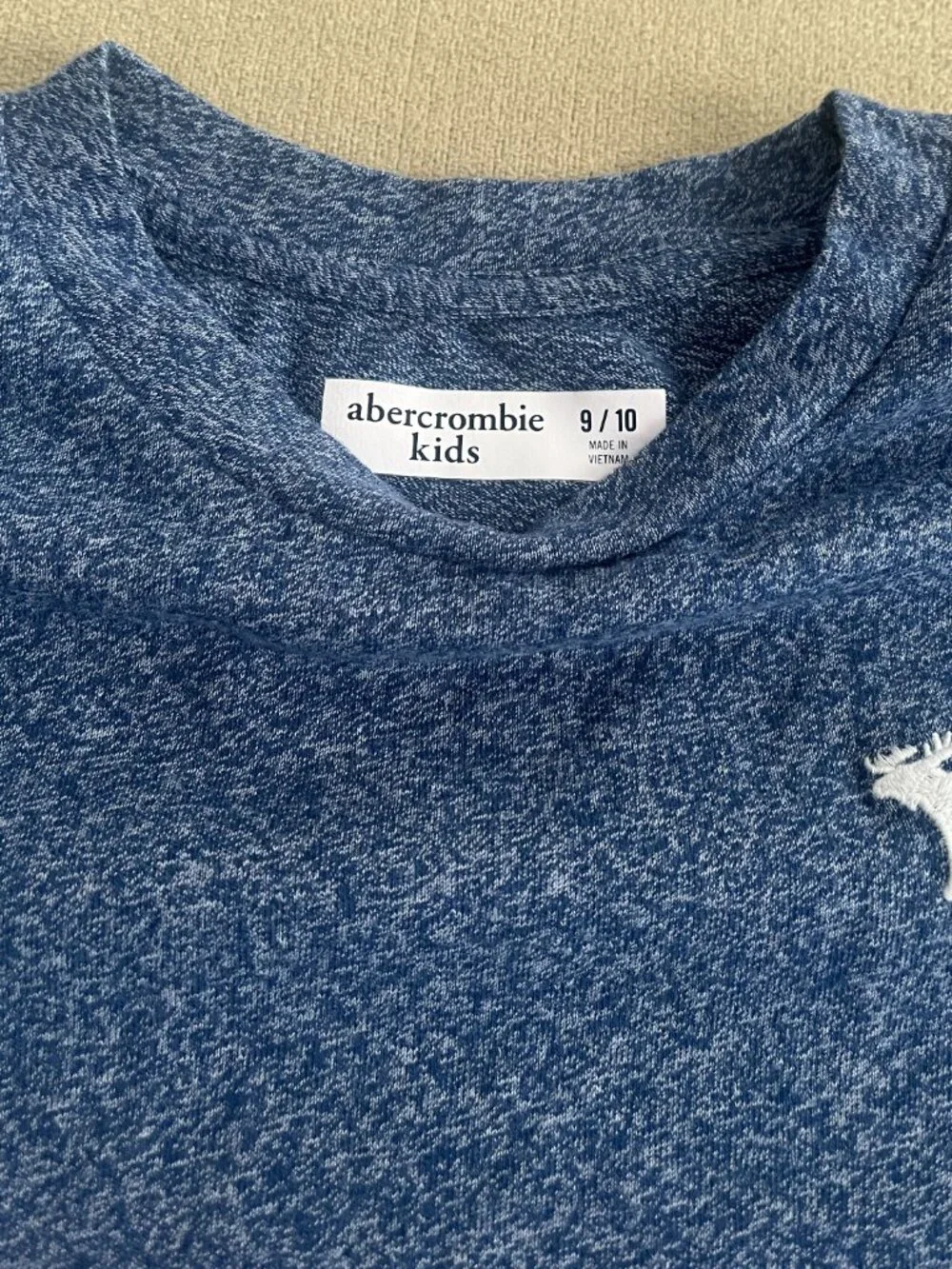 Abercrombie Kids Boys T-shirt Long Sleeves Size 9/10